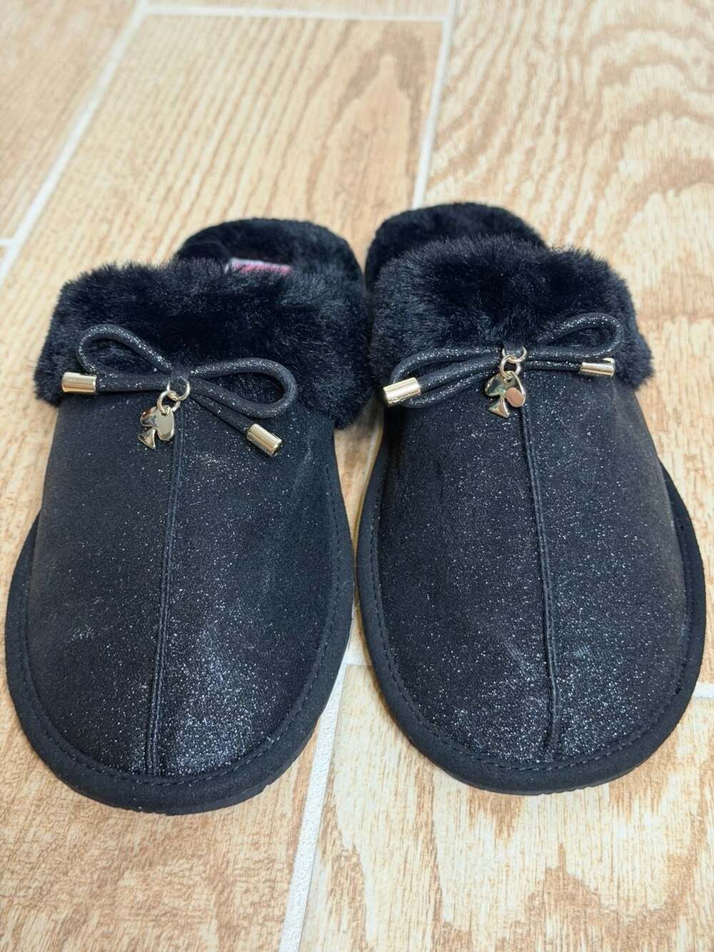 Kate Spade New York Lacey Black Glitter Faux Fur Bow Slippers Size 7B